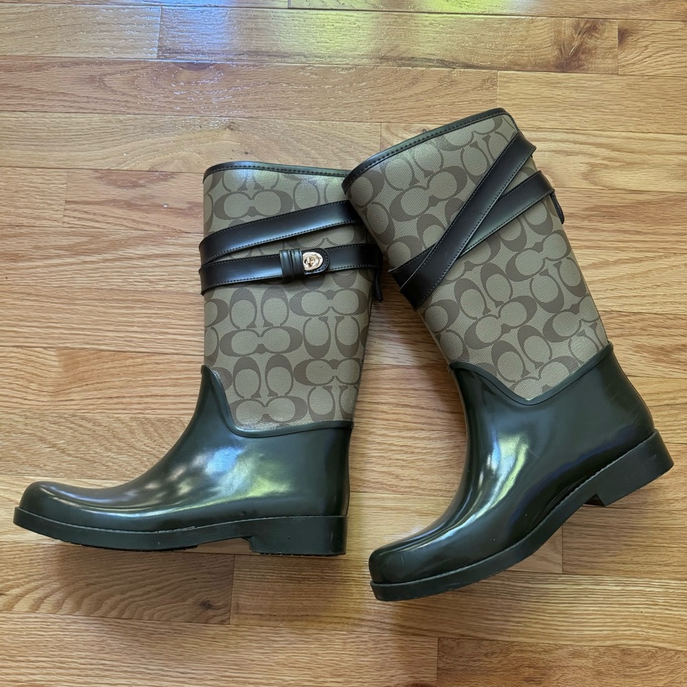 COACH Winter / Rain Boots Size US 8